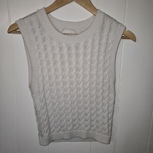 Abercrombie & Fitch Women's Cream Cable Knit Sleeveless Sweater Vest
